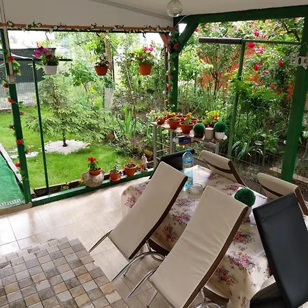 Apartament Ada Apartman *